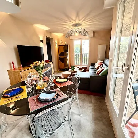 Apartment Le Prisme *